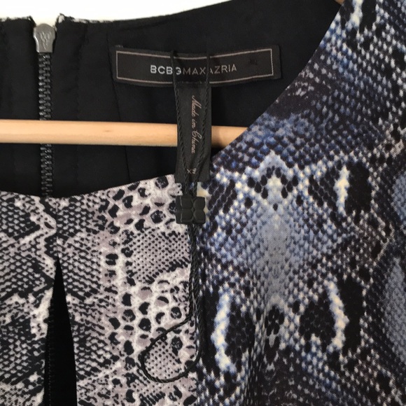 BCBGMaxAzria “Chloe” Blue Green Gray Snakeskin Print w/ yellow Color Block Dress - Picture 2 of 4